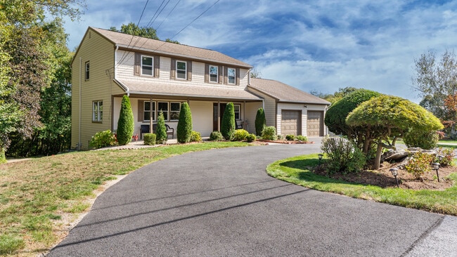 Photo - 97 Kimberly Ln