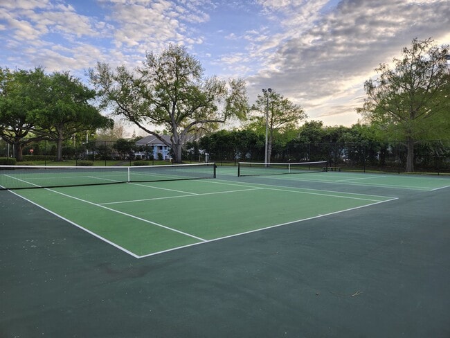 Photo - 415 Lakepointe Dr Unit # 204