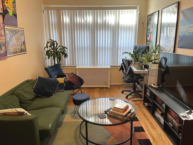 Photo - 1127 W Farwell Ave Unit 109