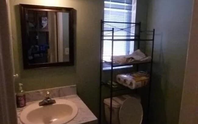 Photo - 426 S Washington St