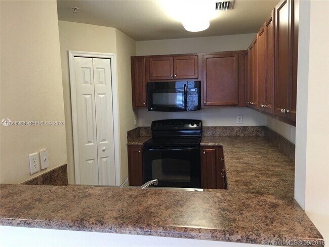 Photo - 11503 NW 89th St Unit 103