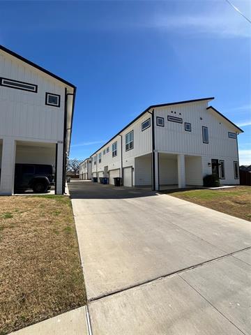 Photo - 2112 Shea Rd
