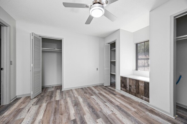 Photo - Newly Renovated 2 Bedroom, 2 Bath home on 1 acre near Downtown Live Oak