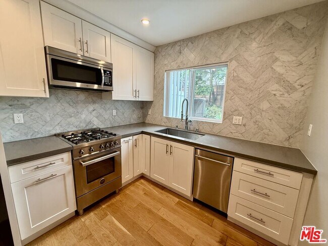 724 Ashland Ave Unidad 2