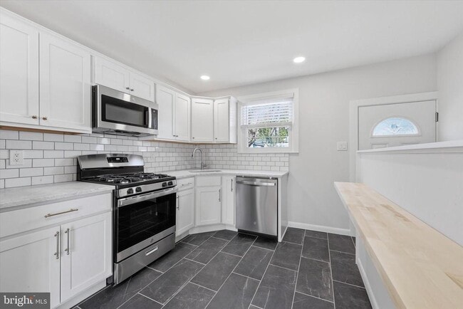 Photo - 107 Alders Dr