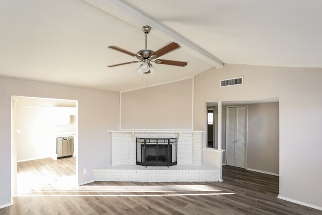 Photo - 9010 Millwood Dr