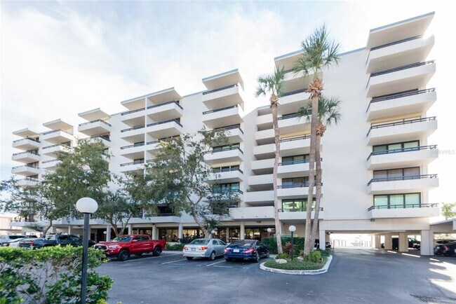 Building Photo - 5700 Mariner St Unit 702