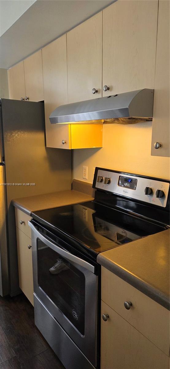 Photo - 2427 Centergate Dr Unit 301