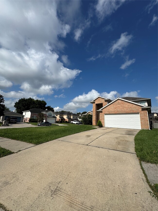 Photo - 18203 Winding Timbers Ln