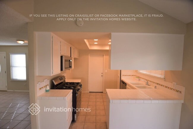 11598 Spyglass Cir