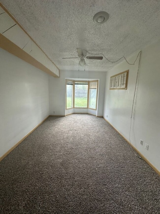 Photo - 1102 Blair - Unit B