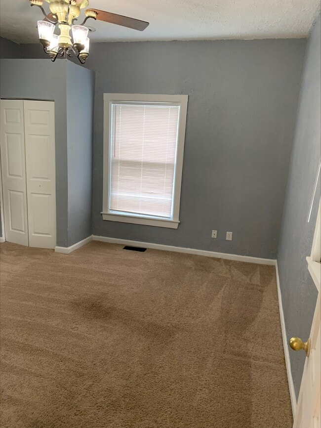 Photo - 1526 E 36th St