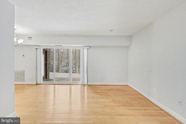 Photo - 11619 Stoneview Square Unit 2B