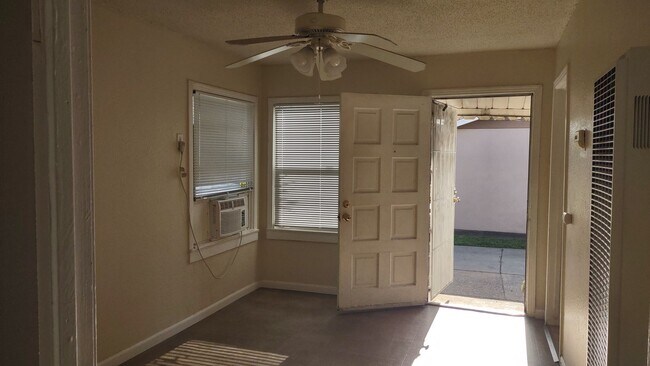 Photo - 6838 18th Ave