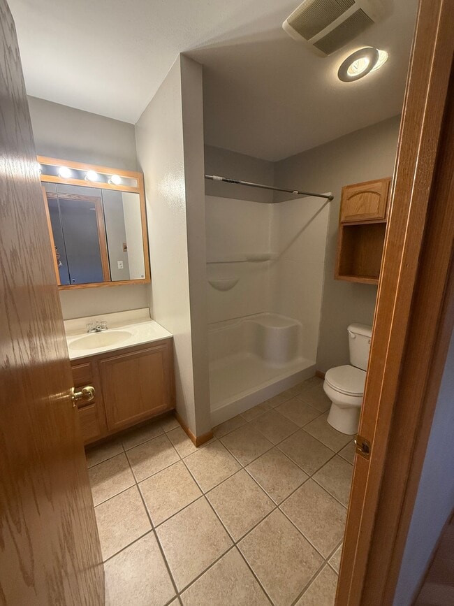Photo - 305 W Water St