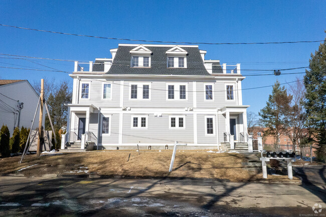 Building Photo - 100 Truman St Unit A Rental