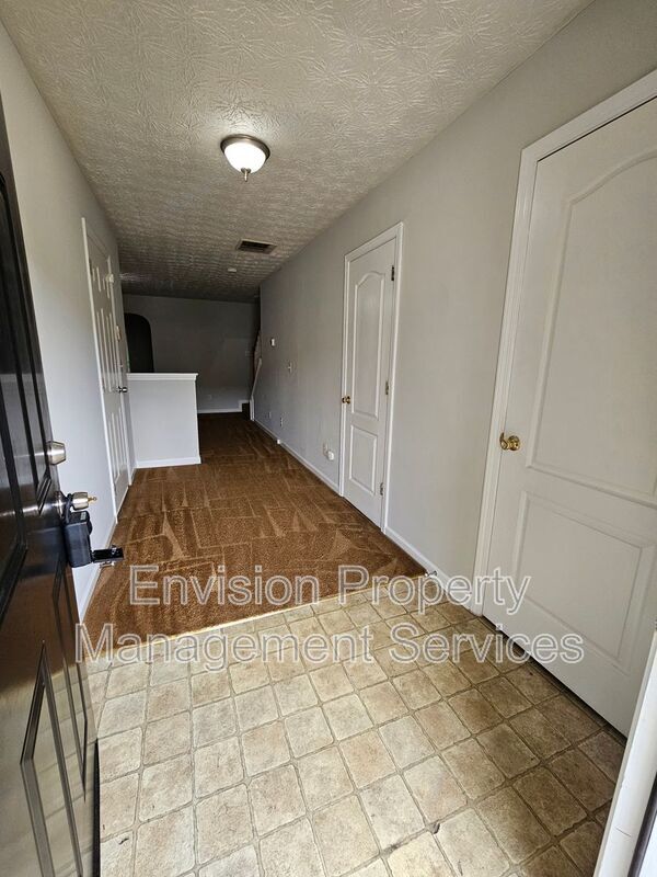 678 Georgetown Ct