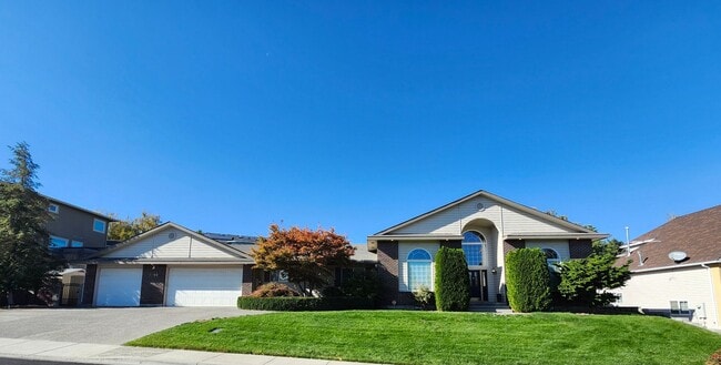 Photo - Beautiful Craftsman Style Rambler Must See!!