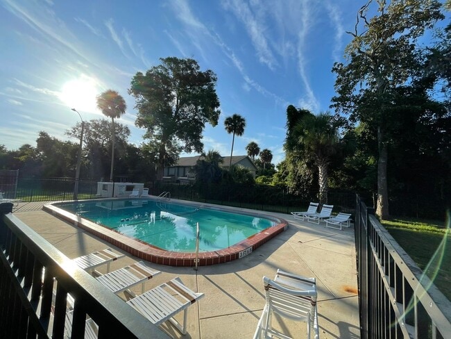 Photo - Townhome in Ormond Beach