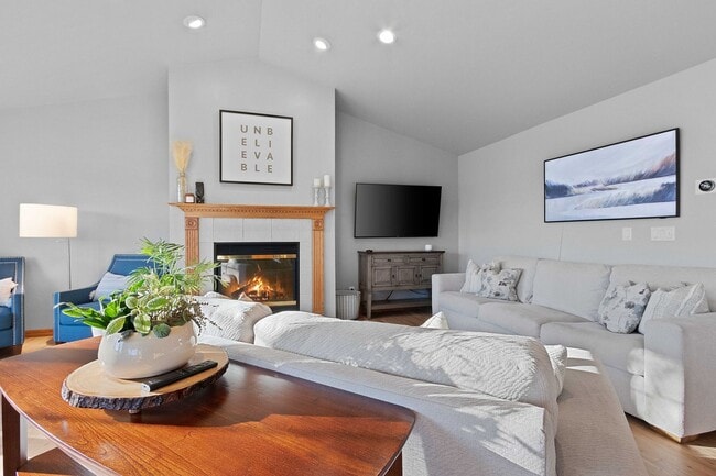 Photo - River Point Court Duplex Unit 2106