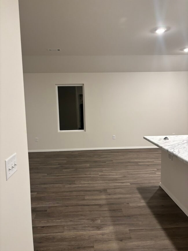 Photo - 801 S Katlyn Dr