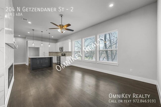 Photo - 204 N Getzendaner St Unit 2