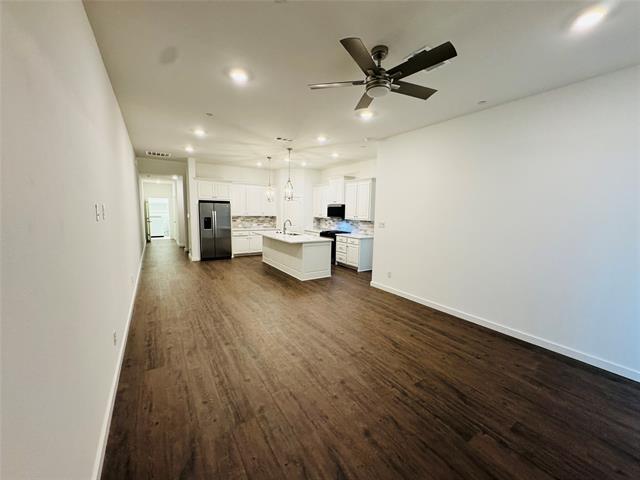 Photo - 2824 Applewood Wy