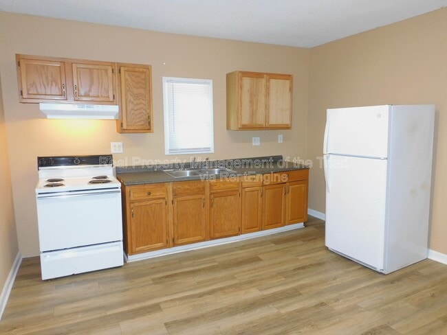 Photo - 164 Riverside Dr