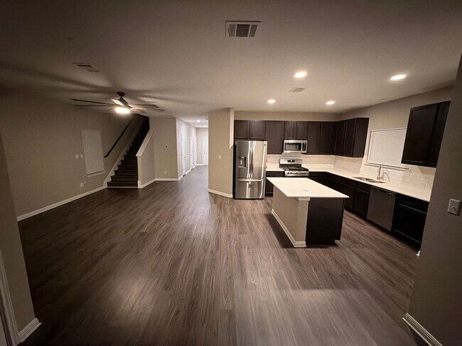 Building Photo - Arabian Colt Unit House