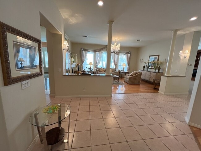 Photo - Beautiful 3 bedroom home with pool located in Castle Gate Community