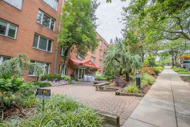 Photo - Spacious 1 BR/1BA Condo in Glover Park!