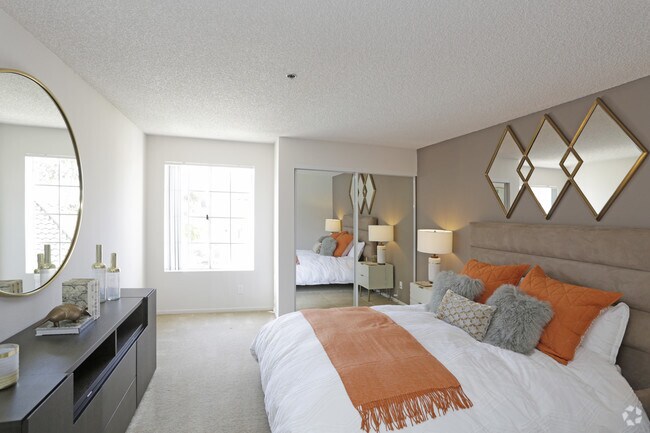 2 BR, 2 BA - The Newport