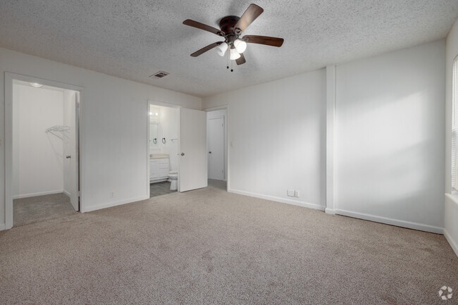 3BR, 2BA - 1,350SF - Primary Bedroom