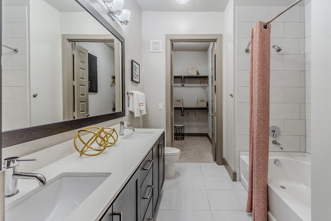 Anthem Cityline Apartments
