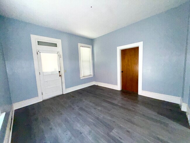 3209 9th Ave