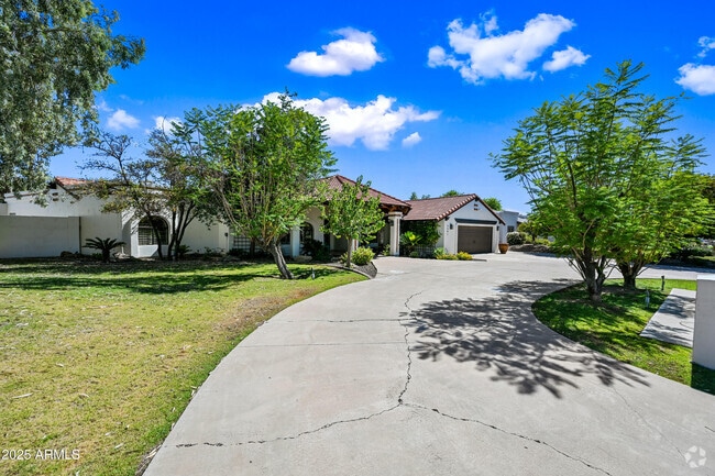 Building Photo - 5541 E Crocus Dr Rental