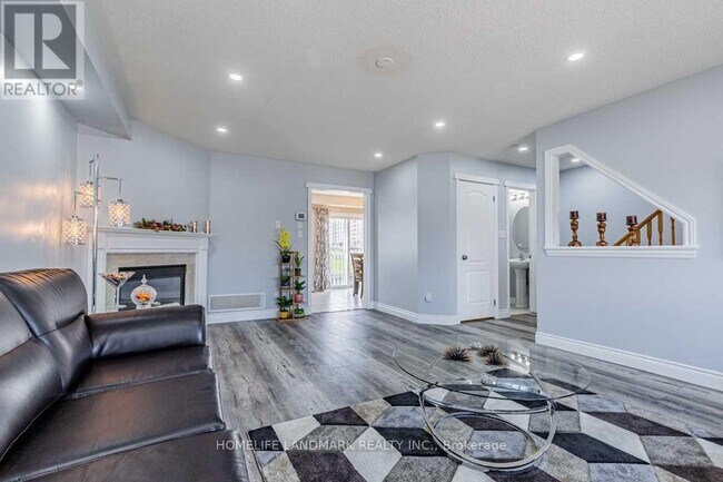 Photo - 3055 Highvalley Rd