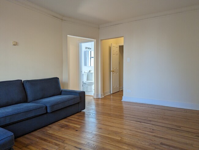 Photo - 2334 N Spaulding Ave Unit 1A