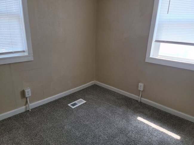 Photo - 685 Randolph Ave Unit Apt A