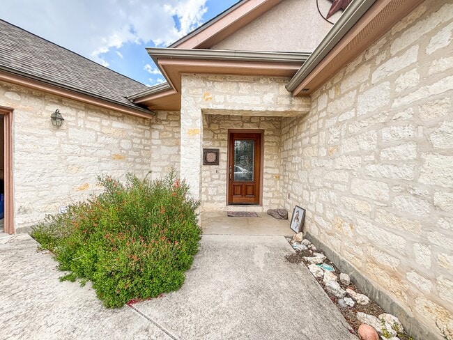 Photo - 1211 Flaman Rd