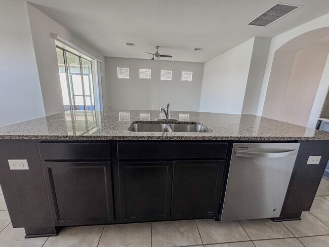 Photo - Gorgeous 4 bedroom 2 bath home in luxuriou...