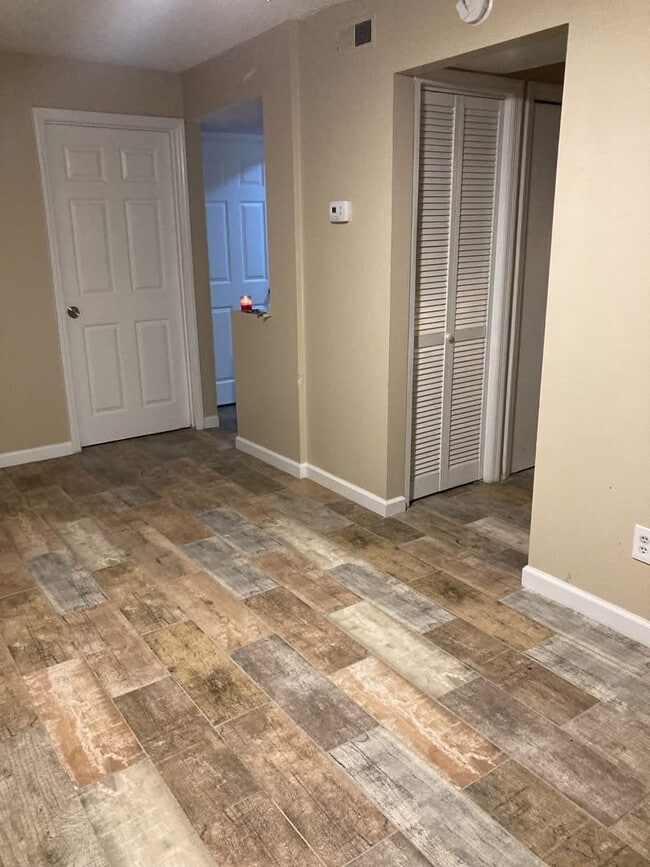 846 Calderwood Hwy Unit 129  411