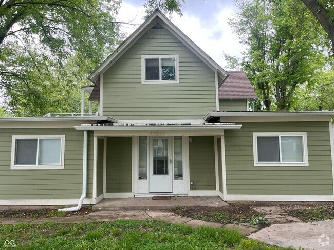 Building Photo - 1807 B St Rental
