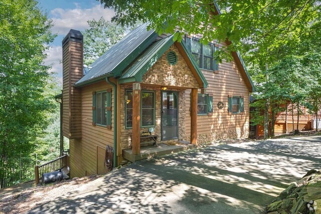Building Photo - 363 Palisade Dr Rental