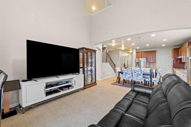 Photo - 112 David Duval Ct