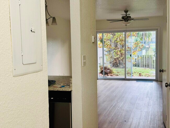Photo - 138 McNeela Dr Unit 138