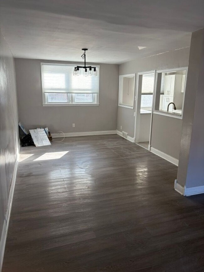 Photo - Gorgeous 3-Bedroom Townhome in Holmesburg! Available NOW!