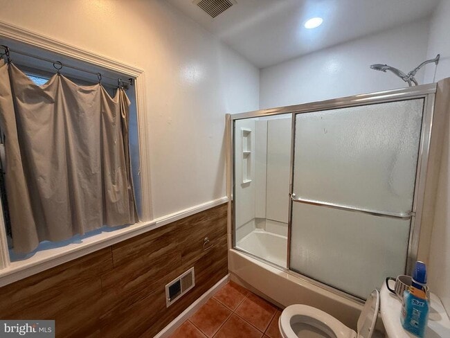 Photo - 1541 W Thompson St