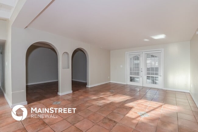 Photo - 5913 E Lester Dr