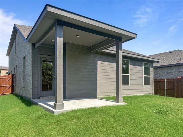 Photo - 1908 Iris Rd